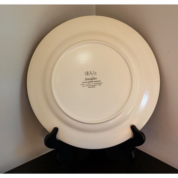 (Qty 1) Mikasa Intaglio GARDEN HARVEST Dinner Plate 11 1/8" CAC29 Stoneware - Picture 5 of 11